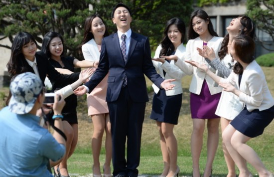 韩国大学生为毕业照攀比高价微整形 称“为了美，比较值得”